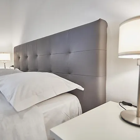 Moderno Trilocale Moscova Brera-2